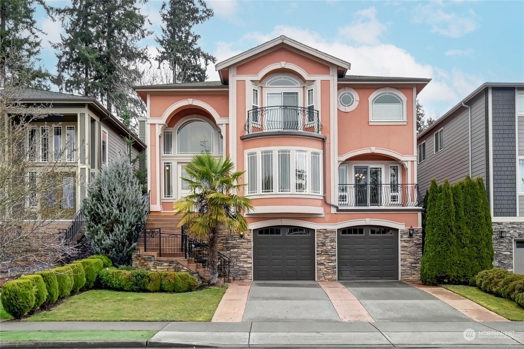 Photo of 33322 42nd Avenue SW, Federal Way, WA 98023 (MLS # 2202055)