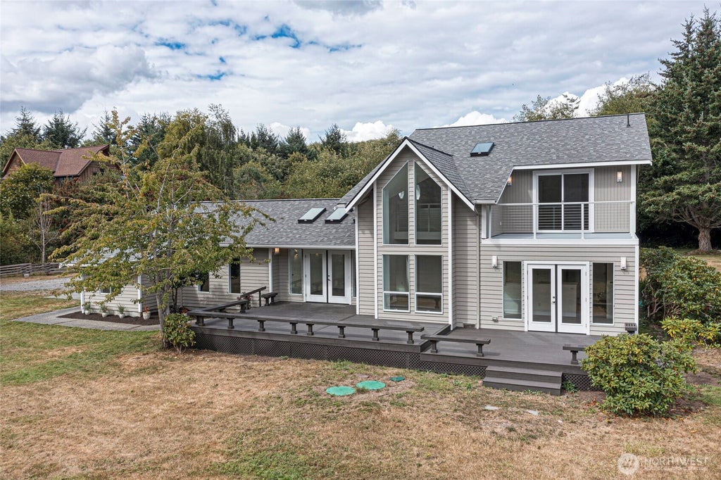 Photo of 184 Ocean View Drive, Friday Harbor, WA 98250 (MLS # 2579555)