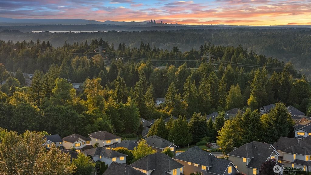 Photo of 16708 Woodside Drive SE, Renton, WA 98058 (MLS # 2390477)