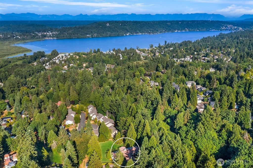 Photo of 16409 NE 43rd Ct, Redmond, WA 98052 (MLS # 2418144)