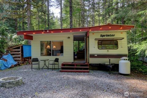 Photo of 171 4 Christmas Tree Circle, Deming, WA 98244 (MLS # 2385299)