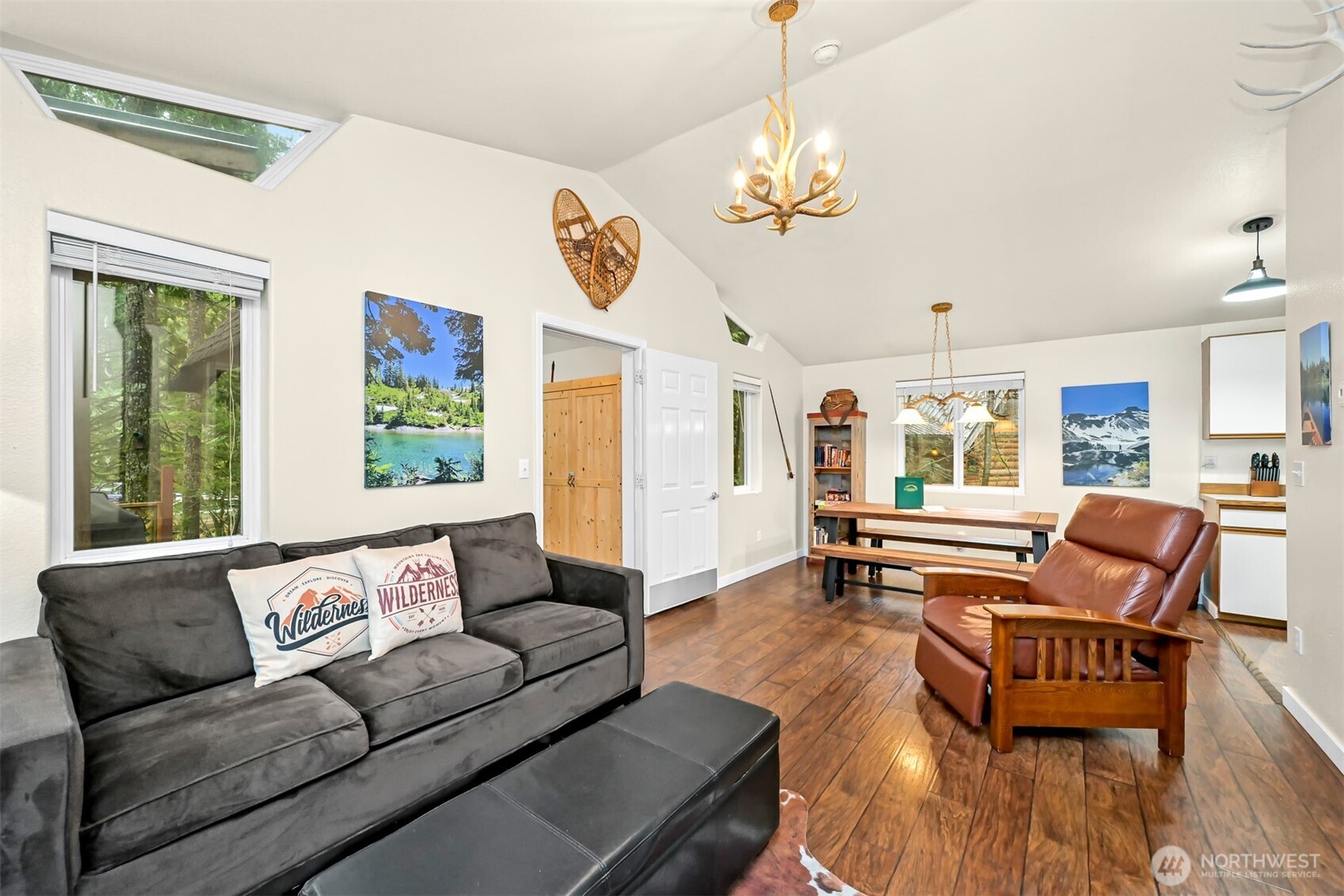 Deming, Washington 98244, United States, 1 Bedroom Bedrooms, ,1 BathroomBathrooms,Residential,Active,197461