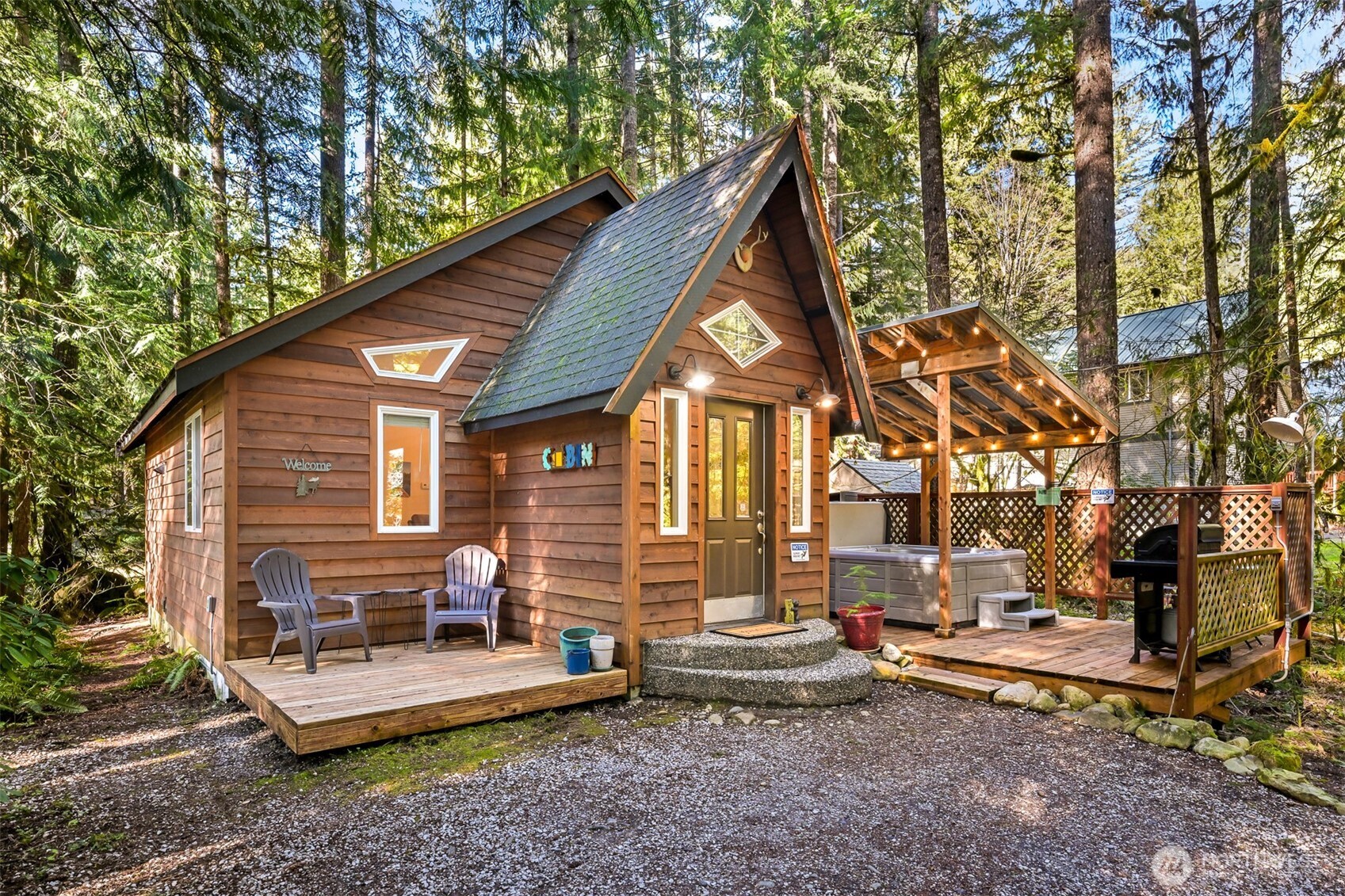 Deming, Washington 98244, United States, 1 Bedroom Bedrooms, ,1 BathroomBathrooms,Residential,Active,197461