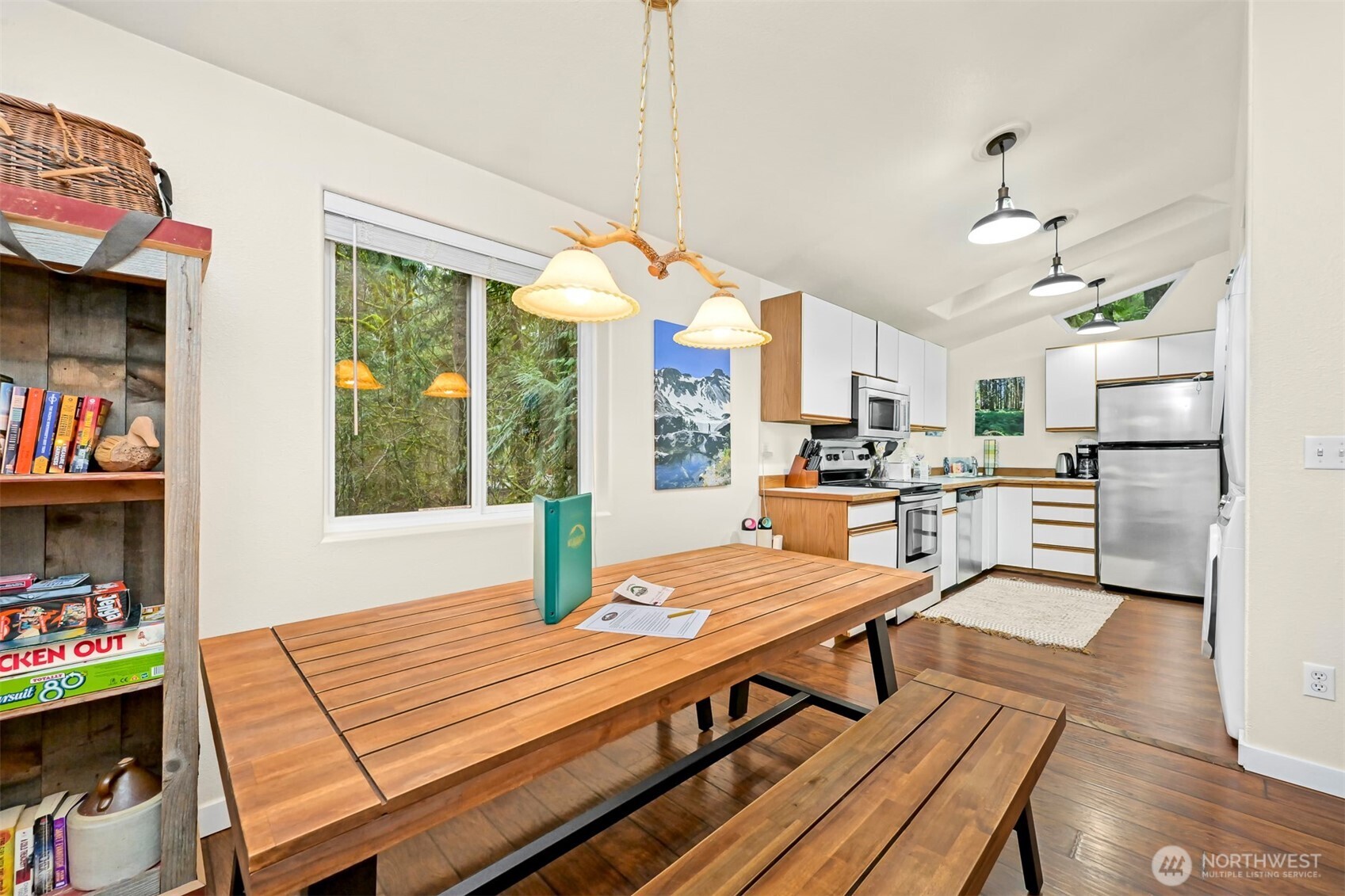 Deming, Washington 98244, United States, 1 Bedroom Bedrooms, ,1 BathroomBathrooms,Residential,Active,197461