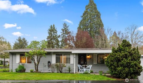 Photo of 3300 Carpenter Road SE #18, Lacey, WA 98503 (MLS # 2508623)