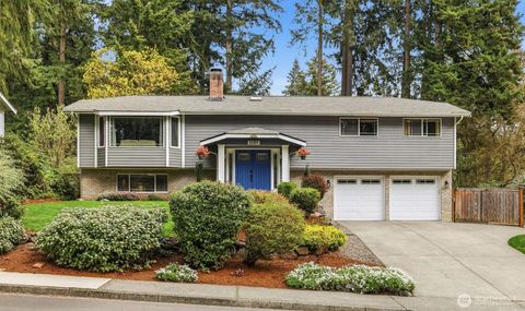 Photo of 3305 27th Street SE, Puyallup, WA 98374 (MLS # 2507333)