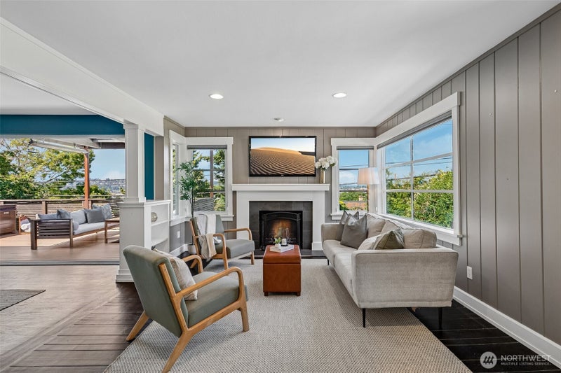 239 NW 48th Street