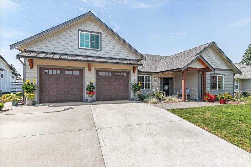 2240 Berryman Loop
