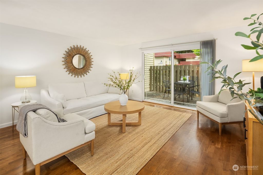 Photo of 511 141st Avenue SE #37, Bellevue, WA 98007 (MLS # 2258719)