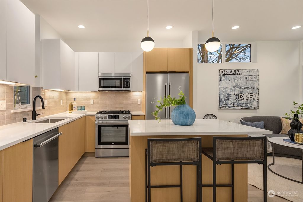 Photo of 1524 5th Avenue W #C, Seattle, WA 98119 (MLS # 2021785)