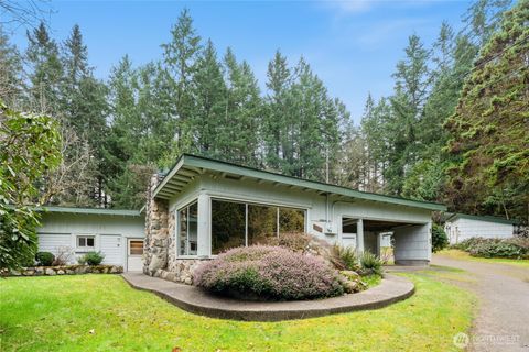 Photo of 3649 Long Lake Road SE, Port Orchard, WA 98366 (MLS # 2482988)