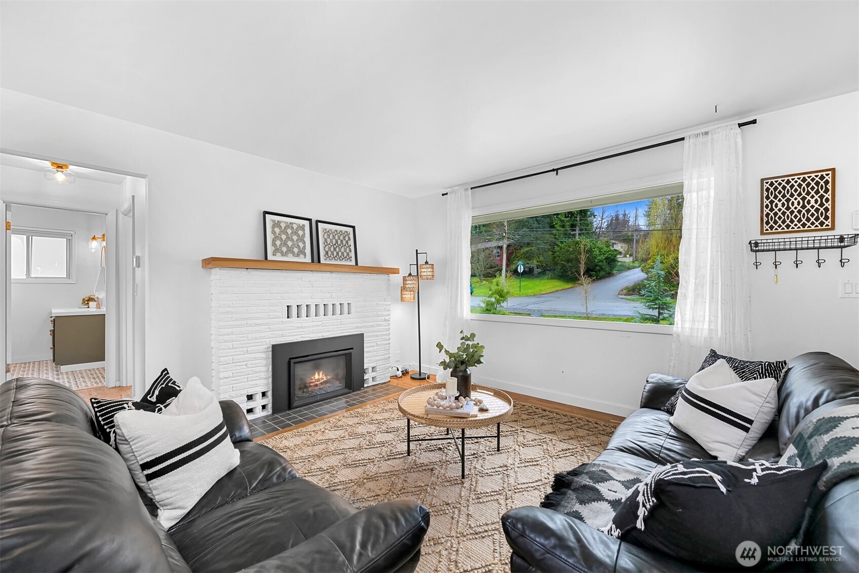 2219 Old Lakeway Drive