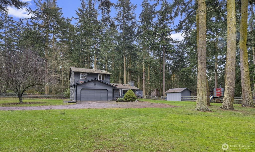 Photo of 1991 Karen Road, Oak Harbor, WA 98277 (MLS # 2463785)