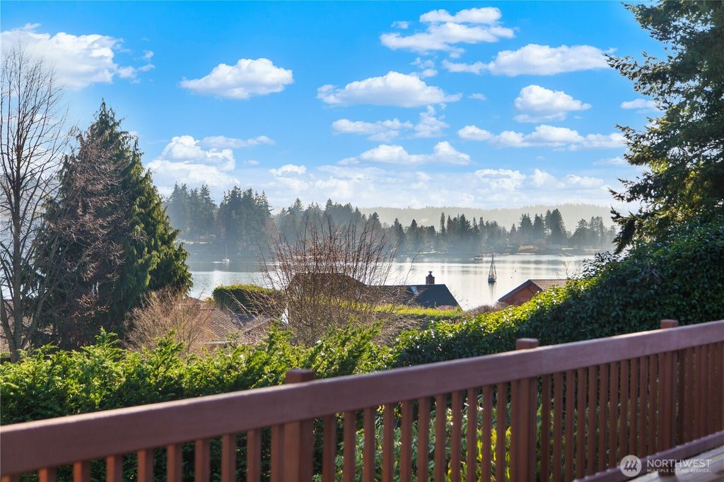 Photo of 22516 100th Place SW, Vashon, WA 98070 (MLS # 2532216)