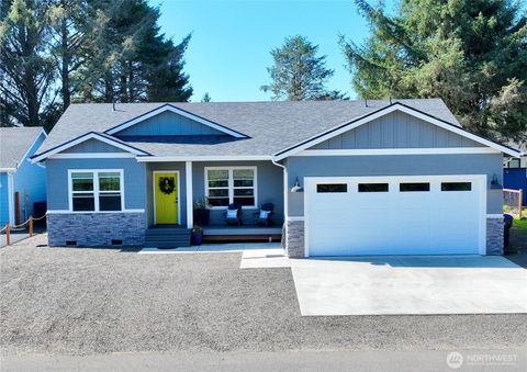 Photo of 247 Clover Creek Avenue NW, Ocean Shores, WA 98569 (MLS # 2433355)