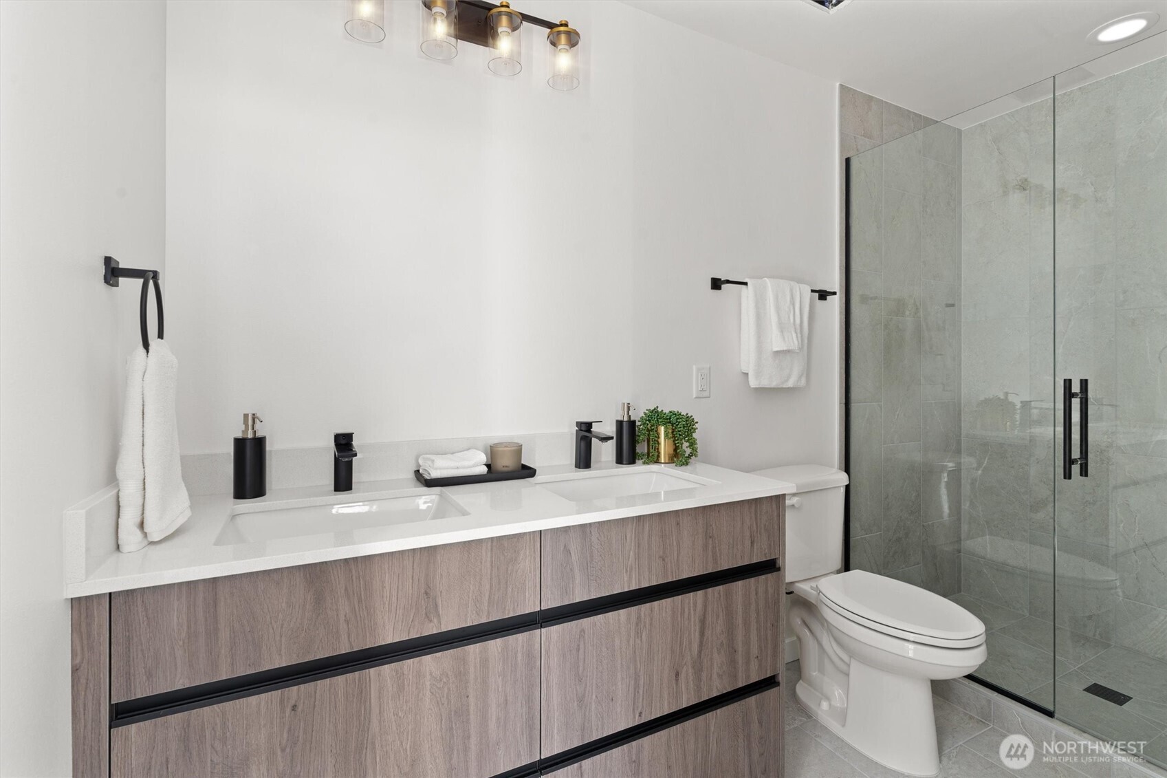 3116 Queen Anne Avenue N