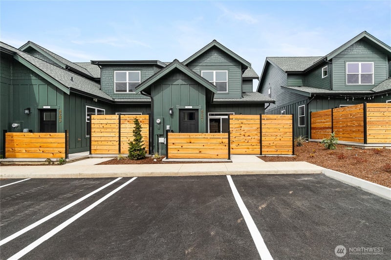 4241 Melrose Lane