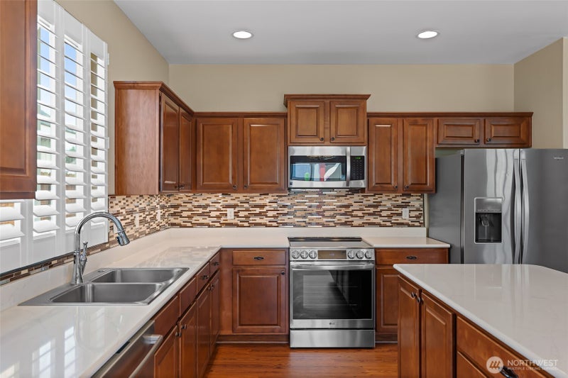 709 S Cypress Court