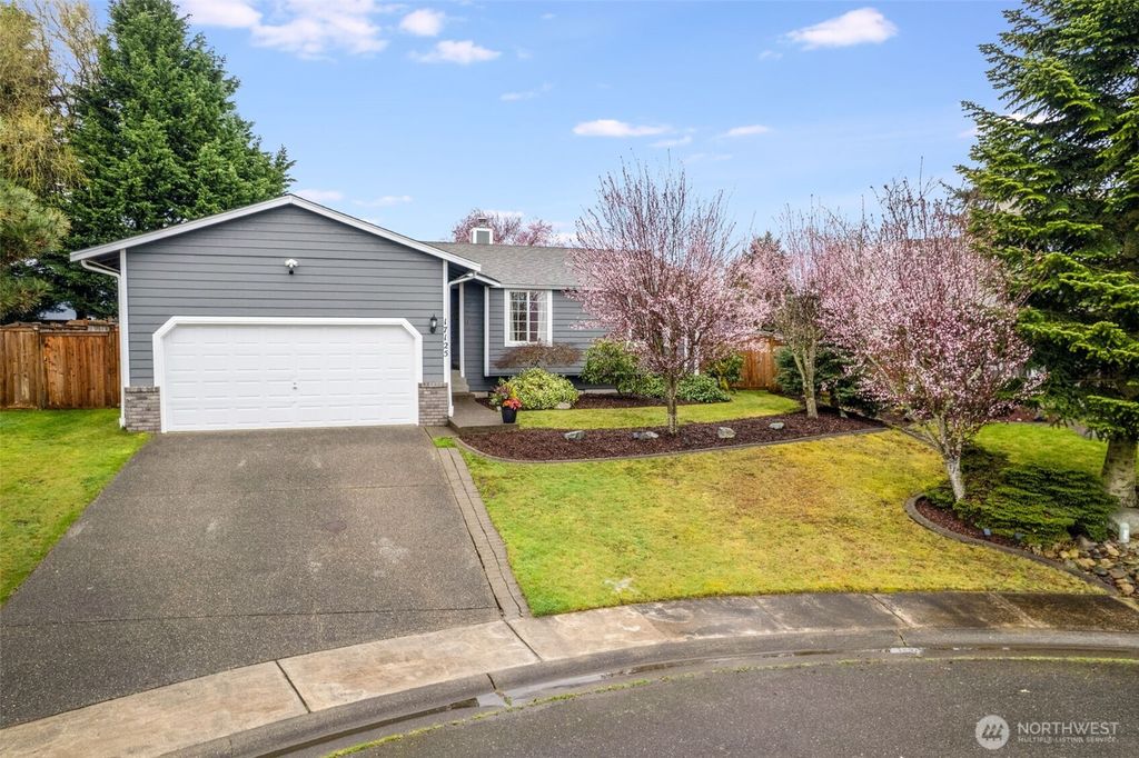 Photo of 17125 114th Avenue Ct E, Puyallup, WA 98374 (MLS # 2490241)
