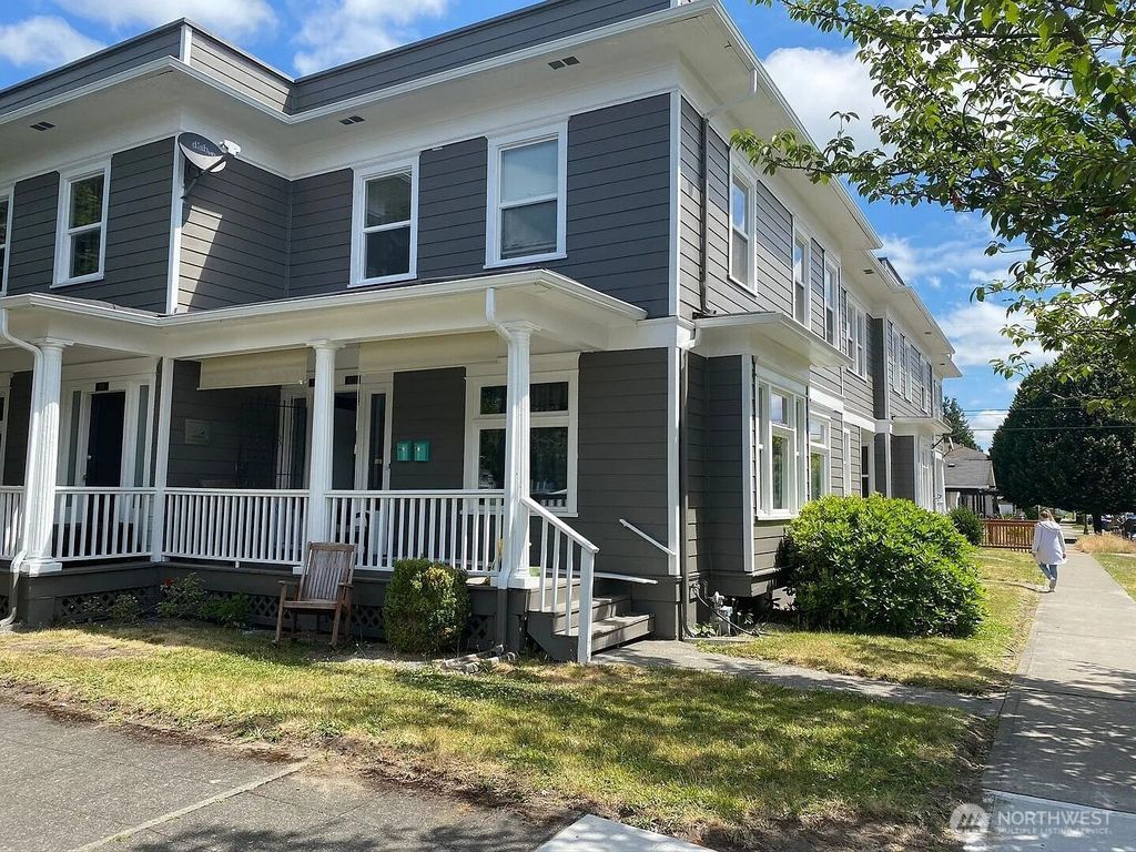 Photo of 1319 S 9 Street S, Tacoma, WA 98405 (MLS # 2485504)