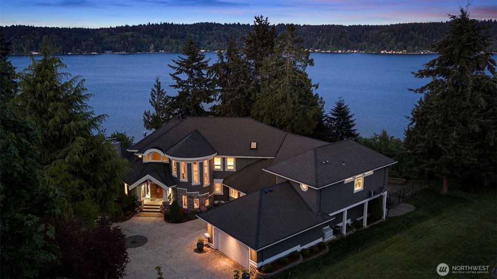 Photo of 13025 Point Richmond Drive NW, Gig Harbor, WA 98332 (MLS # 2519036)