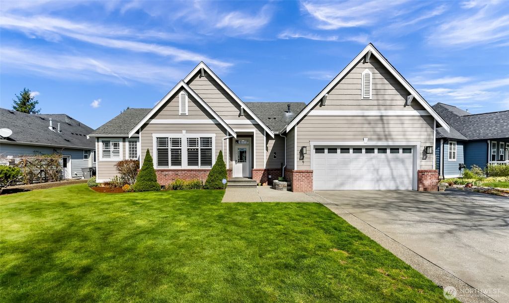 Photo of 127 E Homestead Boulevard, Lynden, WA 98264 (MLS # 2507065)