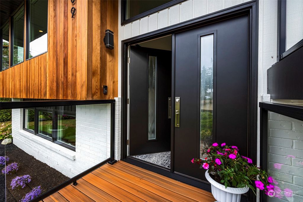 Photo of 8009 47th Pl Pl W, Mukilteo, WA 98275 (MLS # 2300365)