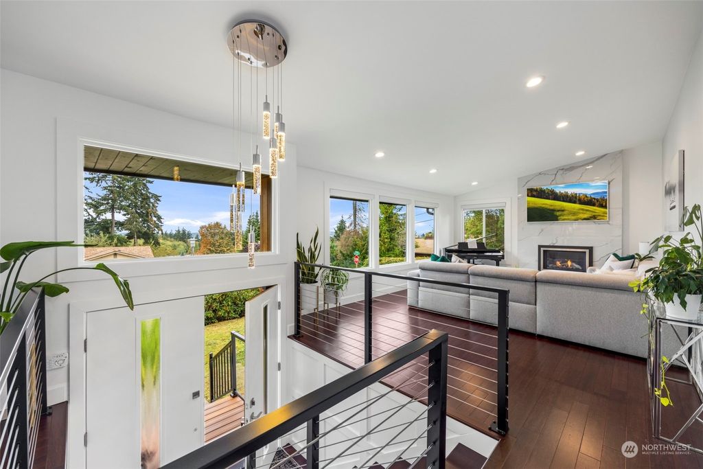 Photo of 8009 47th Pl Pl W, Mukilteo, WA 98275 (MLS # 2300365)