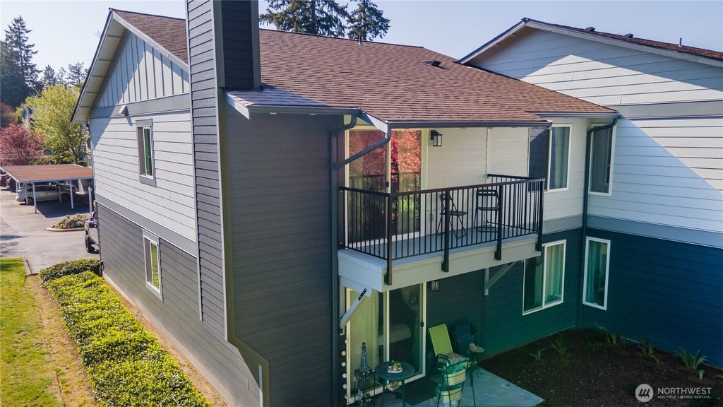 Photo of 25732 115th Avenue SE #C203, Kent, WA 98030 (MLS # 2369663)