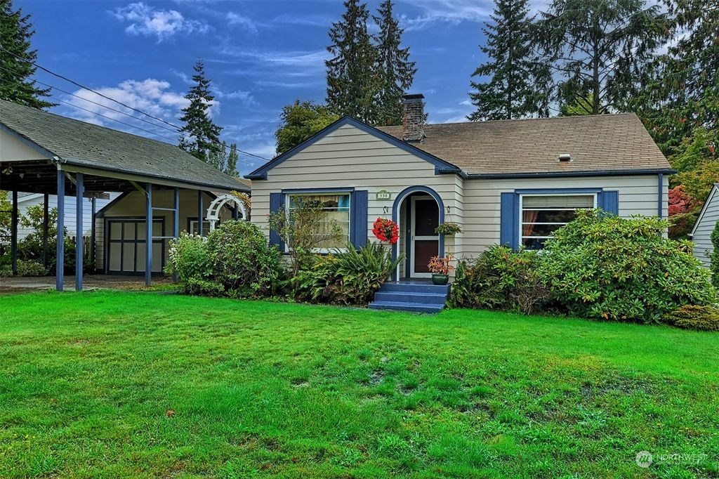 Photo of 330 N Cabot Road, Everett, WA 98203 (MLS # 2167378)