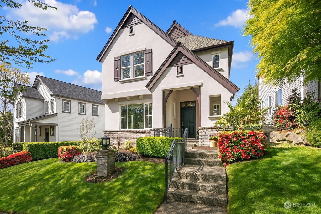 Photo of 1518 NE Iris Street, Issaquah, WA 98029 (MLS # 2230582)