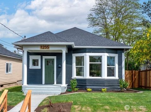 1235 S Ferry Street Tacoma WA 98405