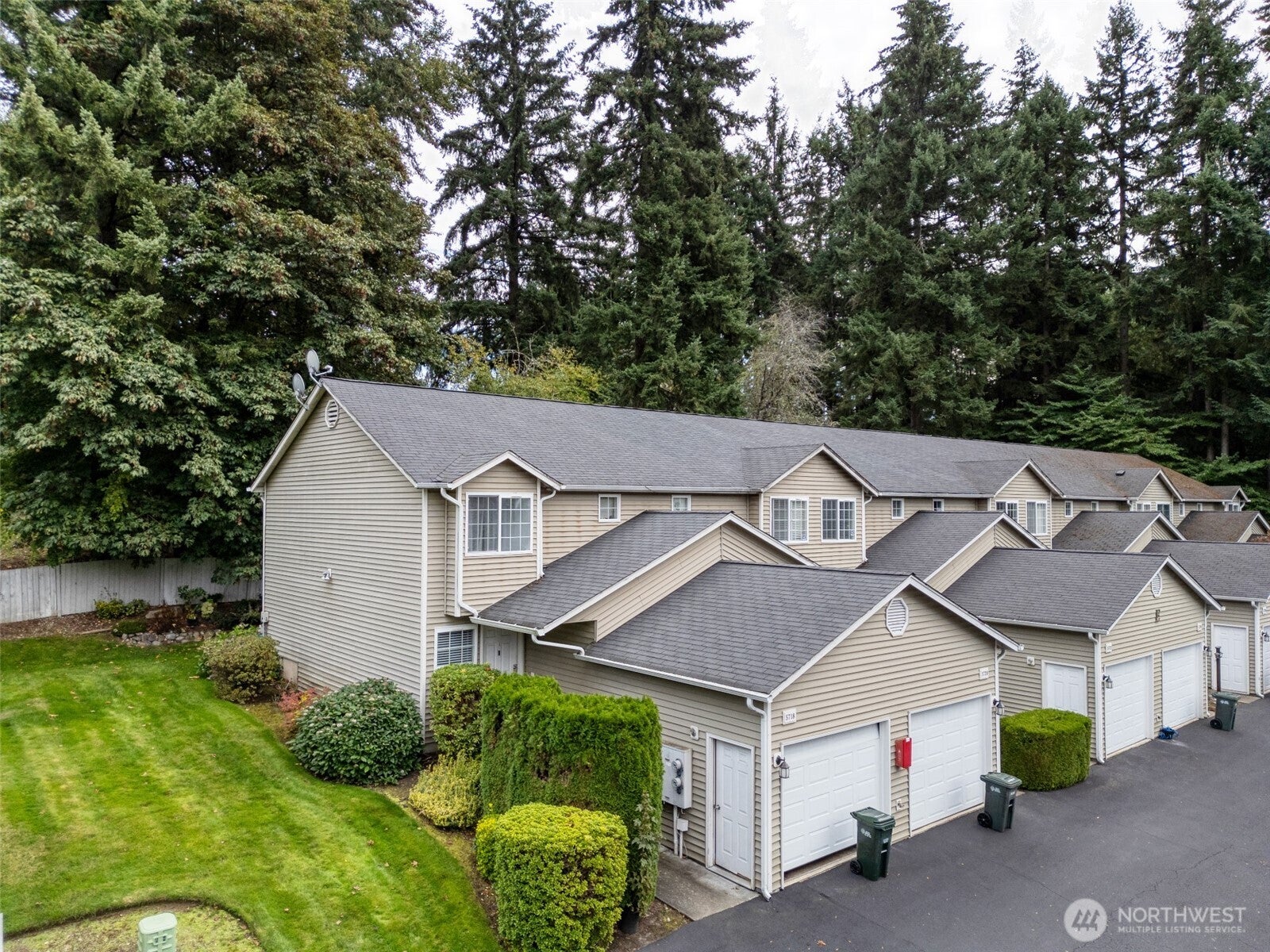 5722 99th Street Ct E