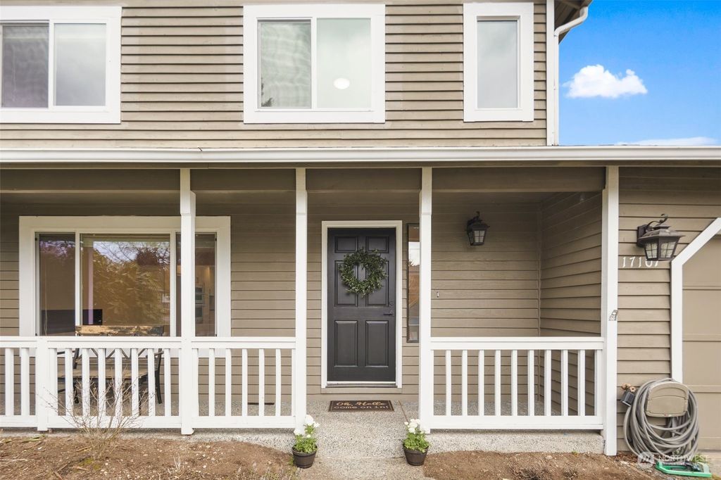 Photo of 17107 30th Drive SE, Bothell, WA 98012 (MLS # 2045636)