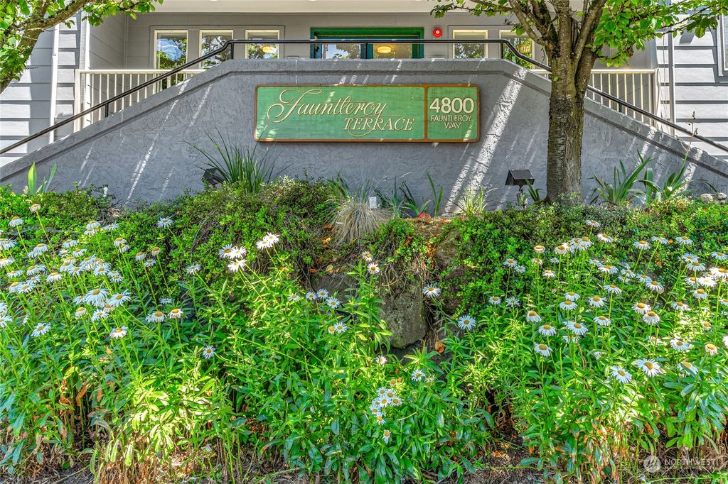 Photo of 4800 Fauntleroy Way SW #301, Seattle, WA 98116 (MLS # 2139814)