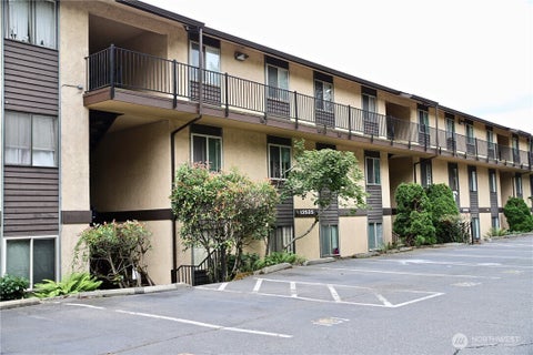 Photo of 12611 NE 145th Place #H90, Kirkland, WA 98034 (MLS # 2475646)