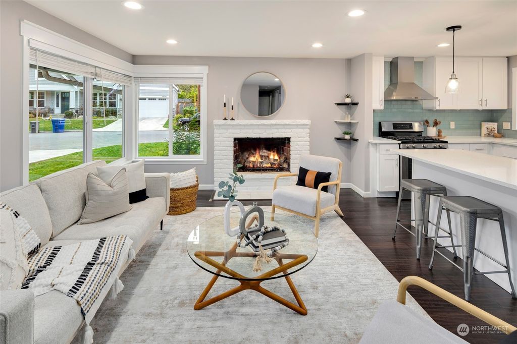 Photo of 16251 NE 2nd Street, Bellevue, WA 98008 (MLS # 2213024)