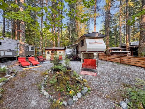 Photo of 175 6 Chanterelle Drive, Deming, WA 98266 (MLS # 2431722)