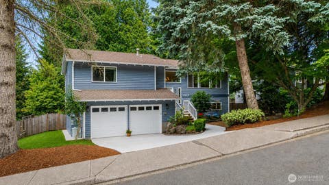 Photo of 12017 106th Avenue NE, Kirkland, WA 98034 (MLS # 2544488)