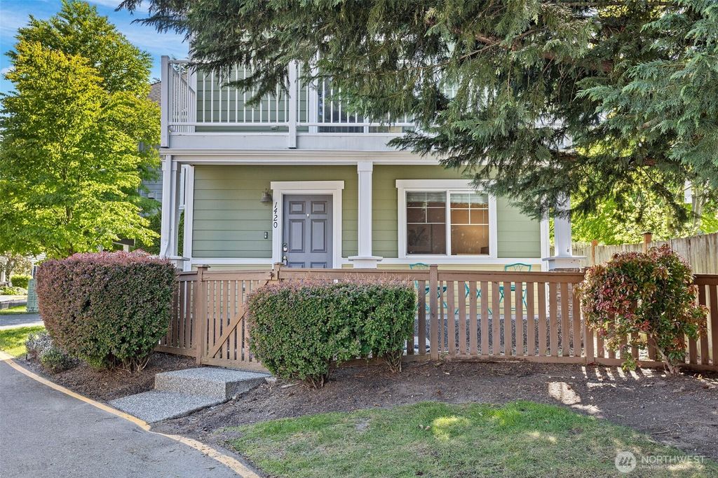 Photo of 1420 153rd Place SW, Lynnwood, WA 98087 (MLS # 2367783)