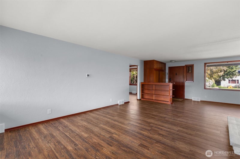 15108 74th Street E
