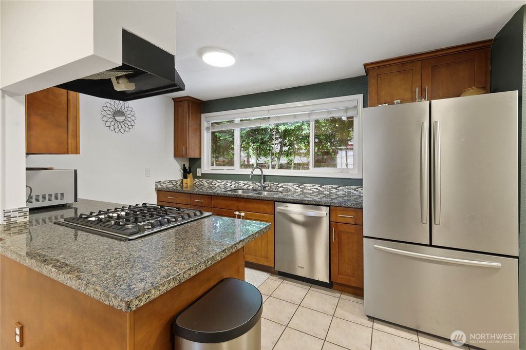 Photo of 19031 SE 266th Street, Covington, WA 98042 (MLS # 2395701)