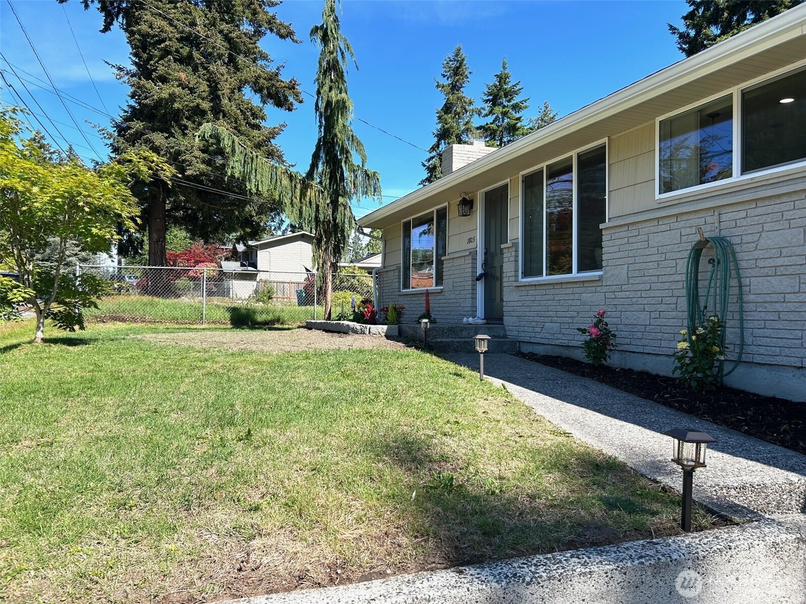1805 N 167th Street