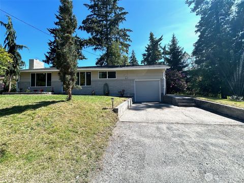 1805 N 167th Street Shoreline WA 98133