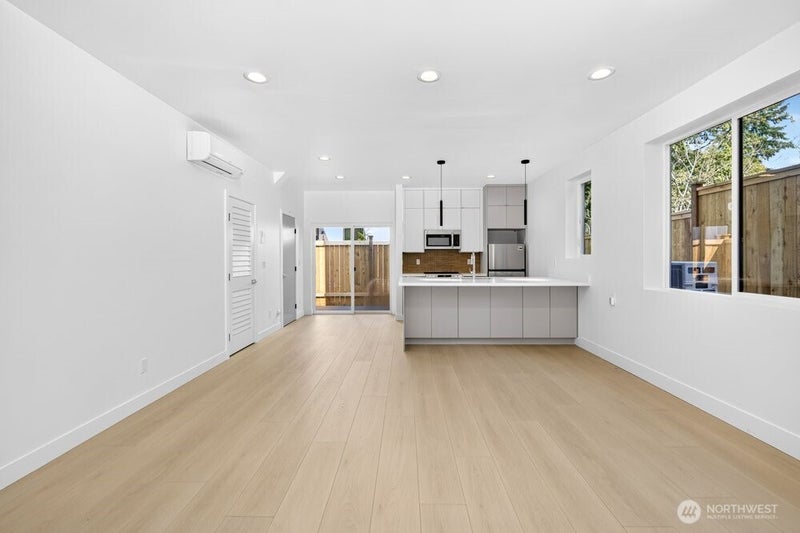 1220 NE 100th Street