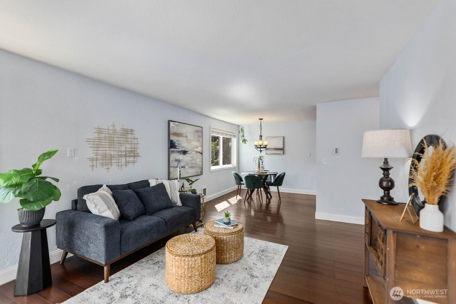 10110 Greenwood Avenue N 204