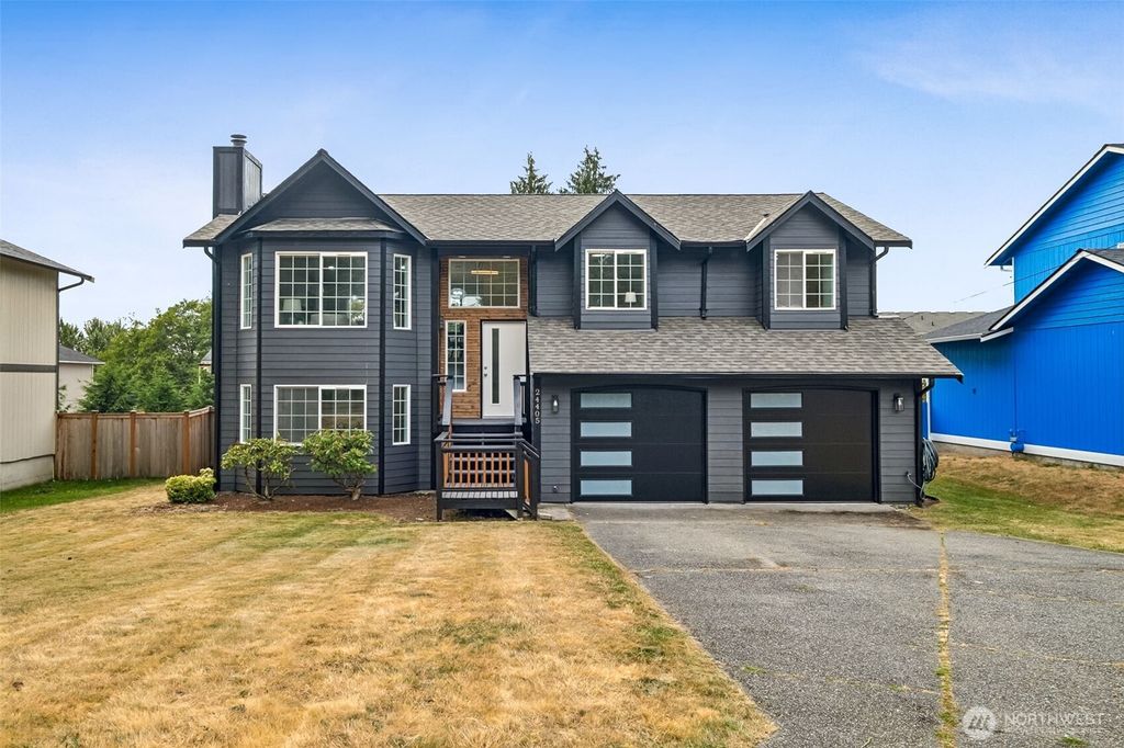 Photo of 24405 24th Avenue S, Des Moines, WA 98198 (MLS # 2406609)