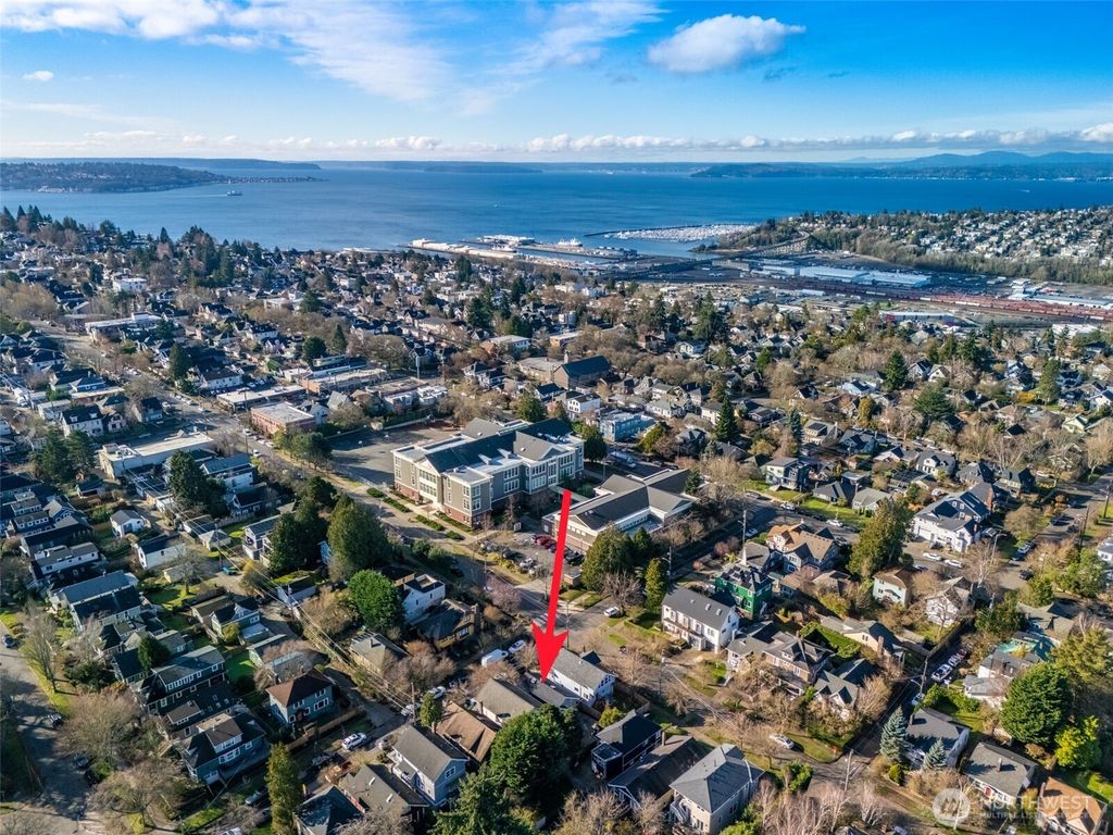 Photo of 520 W Smith Street, Seattle, WA 98119 (MLS # 2468240)