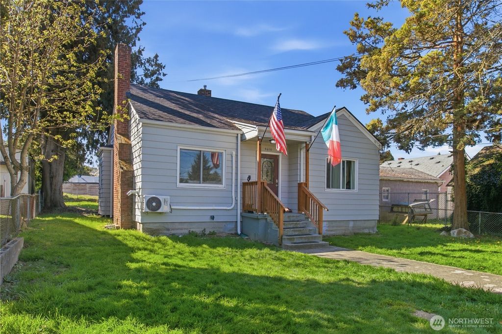 Photo of 4610 E C Street, Tacoma, WA 98404 (MLS # 2506697)