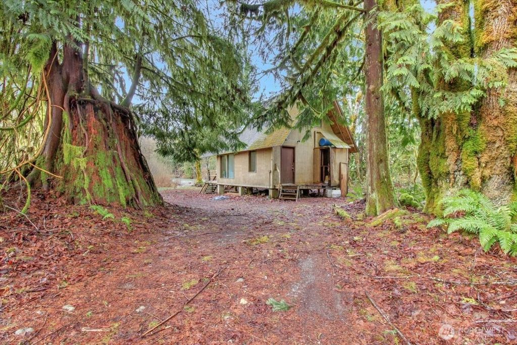 Photo of 30600 412th Drive NE, Arlington, WA 98223 (MLS # 2351671)